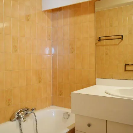 Antibes, 2 Pieces, 4 Personnes - Fr-1-252-141 Antibes